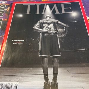 Time Magazine Sports Magazine Calendars Kobe Bryant Bundle Used.